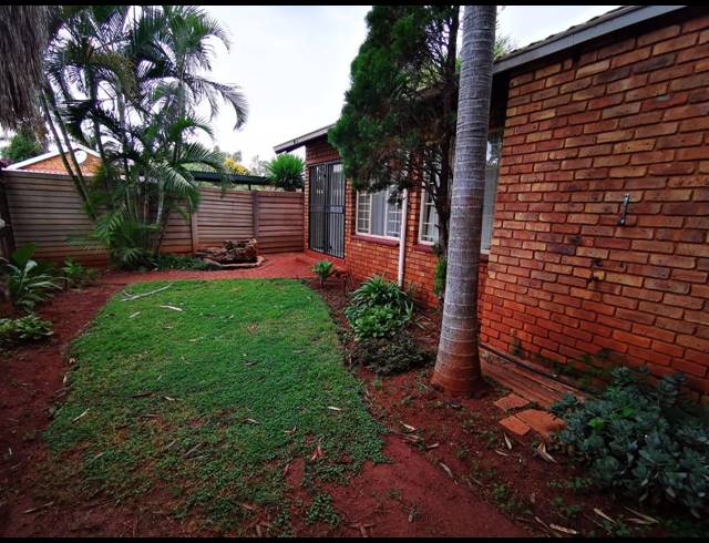 2 BEDROOM HOUSE SOLD IN HESTEAPARK